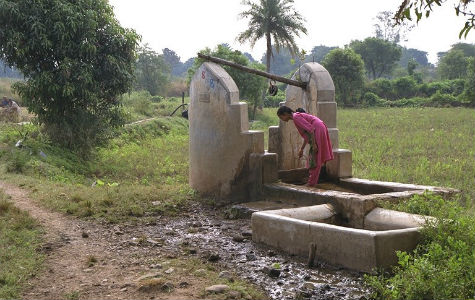 Woman at well.